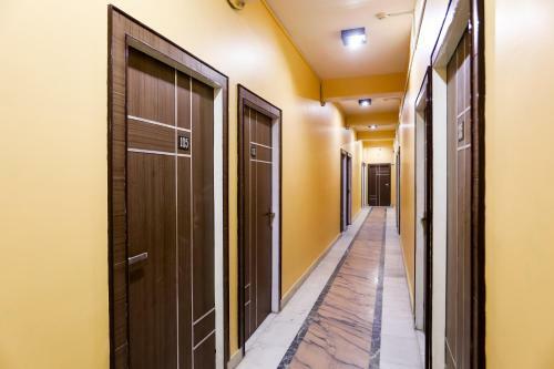 Hotel Collection O 64556 Nimisha Jail Rd