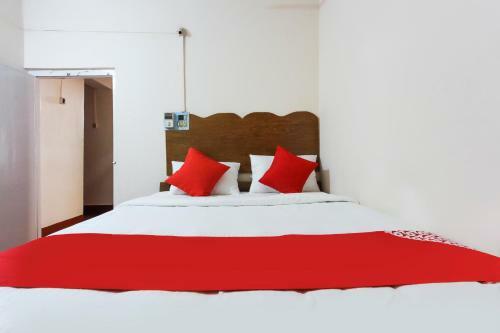 Oyo 67385 Hotel Manasa