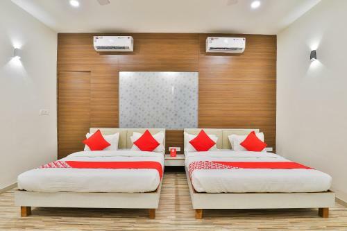Hotel Oyo 18775 Utsav Banquet And Rooms