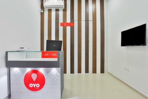 Hotel Oyo 18775 Utsav Banquet And Rooms