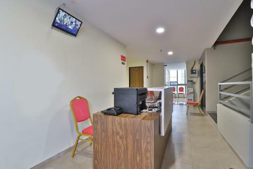 Oyo Flagship 77710 Hotel Leo