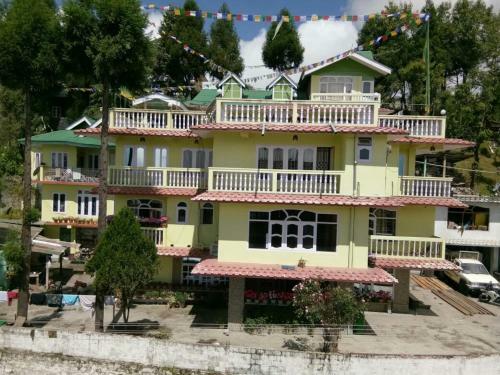 Hotel Vamoose Dolma