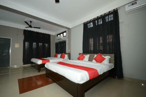 Oyo 28735 Hotel Gateway Tezpur