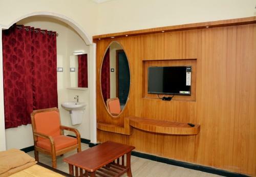 Hotel Anandha Grand Lodge