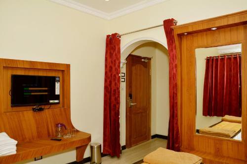 Hotel Anandha Grand Lodge