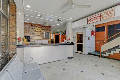 Oyo 79318 Hotel Bansal