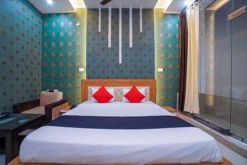 Capital O 63319 Hotel Corinthian