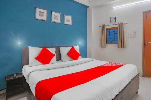 Oyo Flagship 77717 New Hotel Royal King 3
