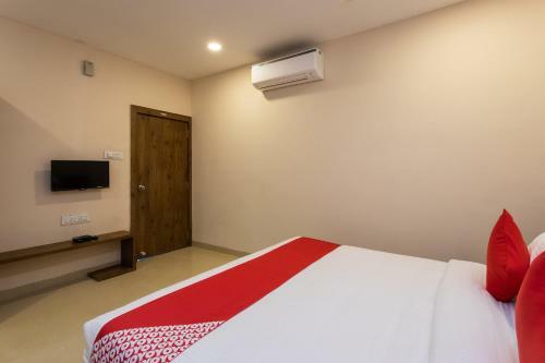 Hotel Oyo 77872 Boomrooms3