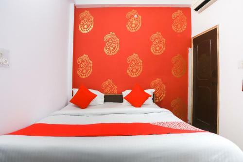 Oyo 67590 Hotel Krishna Vedanand Residency