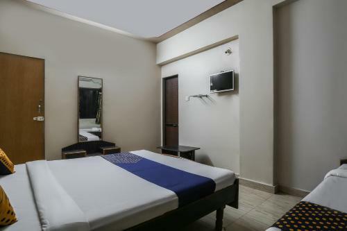 Spot On 71536 Hotel Waliya