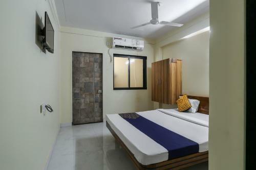 Spot On 71536 Hotel Waliya