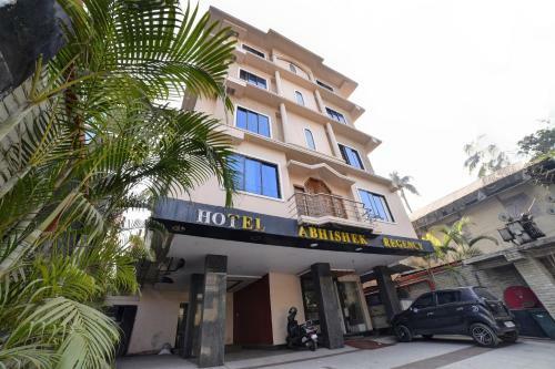 Oyo 4841 Hotel Abhishek Regency