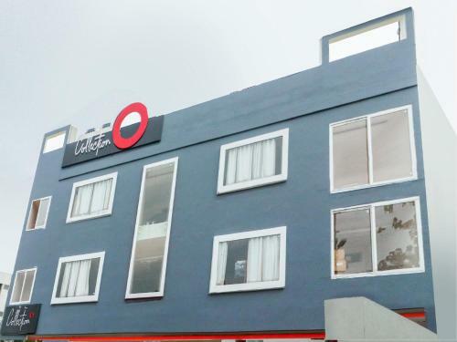 Oyo 79355 Collection O Hotel Adona