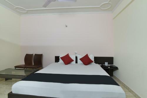 Capital O 38083 Vyas Hotel Grand Metro