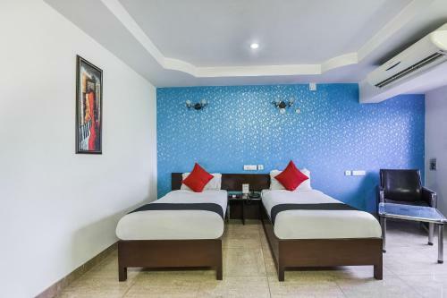 Capital O 38083 Vyas Hotel Grand Metro