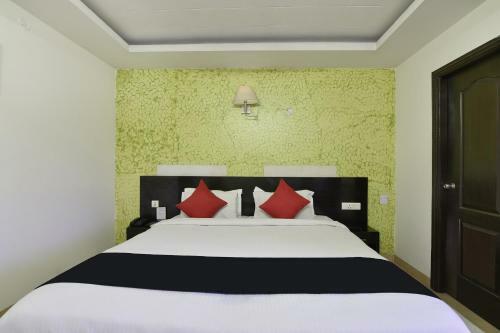 Capital O 38083 Vyas Hotel Grand Metro