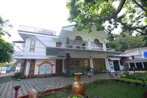 Hotel Spice Mount Heritage Resort