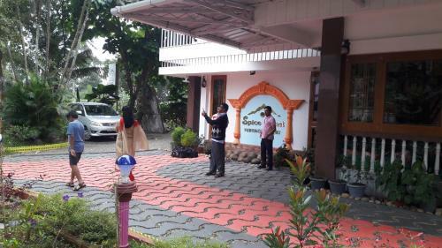 Hotel Spice Mount Heritage Resort