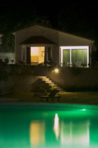 Hotel Luxury Resort In Marchula