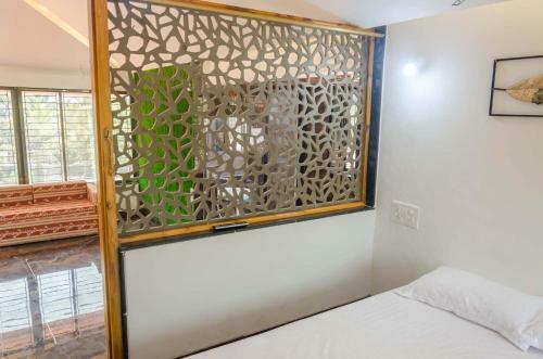 Bed & Breakfast Bigfoot Stay - Malhar Villa