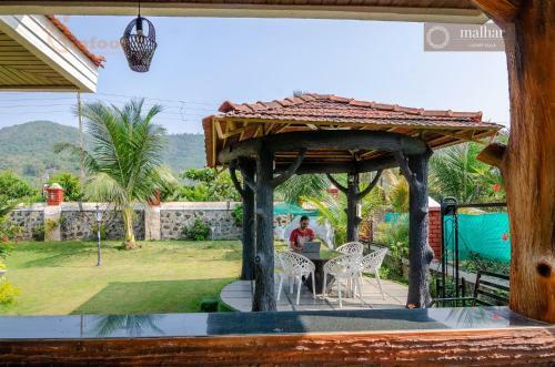 Bed & Breakfast Bigfoot Stay - Malhar Villa