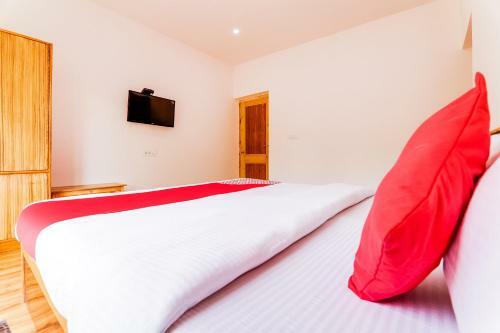 Oyo 70140 Hotel Astoria