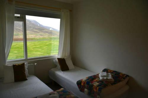 Kaffi Holar Cottages And Apartments