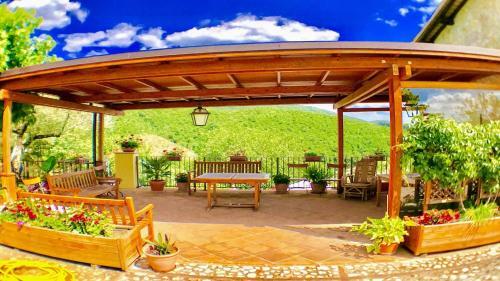 Spoleto Splash/whole Private Village/sleeps 20