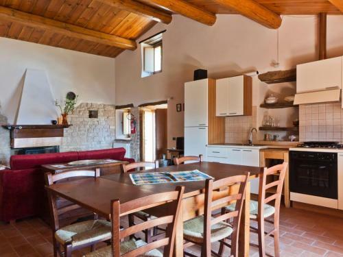 Graceful Holiday Home In Acqualagna With Swimming Pool