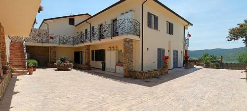 Agropoli Villa Sleeps 4 Air Con