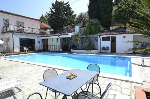 Marrota Villa Sleeps 6 With Pool Air Con And Wifi