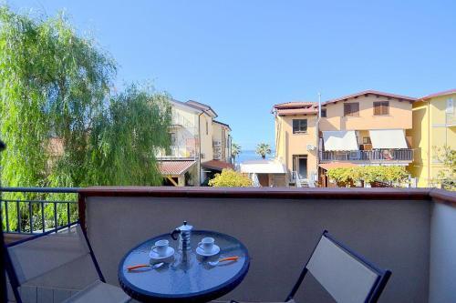 Villa In Agropoli Sleeps 2 Includes Air Con