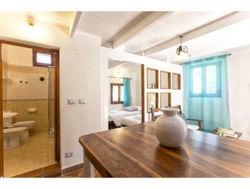 Villa Alghero, Casal Patern For 14 People With Swimming Pool