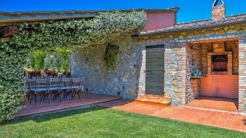 Villa Casale Tre Cipressi 10