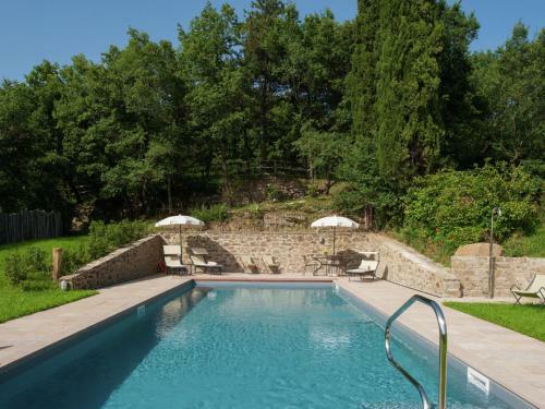 Villa With Private Pool On An Organic Wine Estate