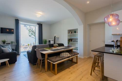 Luna & Stella Apartments By Rentallcomo