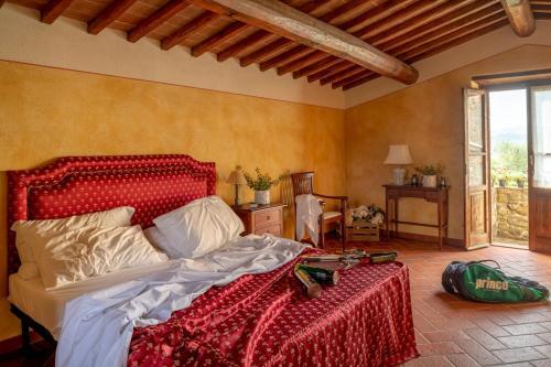 Arezzo Villa Sleeps 20 With Pool