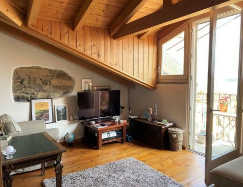 C� Milla Argegno Apartment