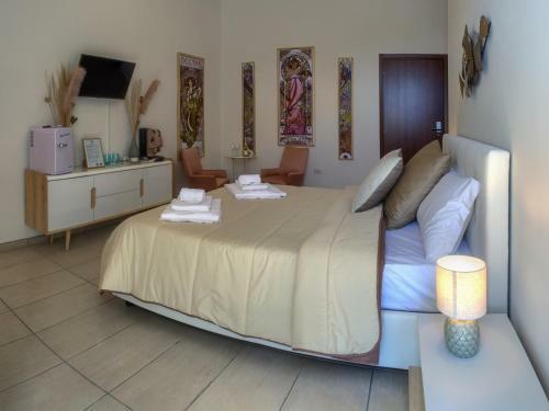 Hostal Naro Suites And Rooms