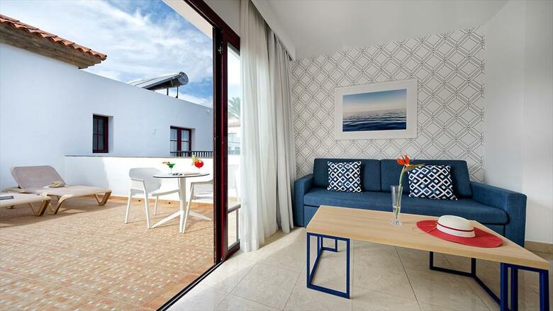 Hotel Broncemar Beach Suites