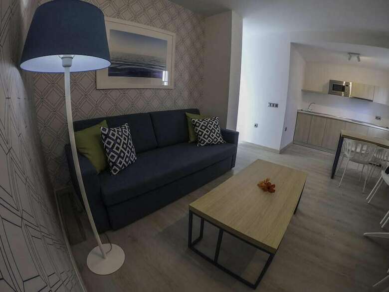 Hotel Broncemar Beach Suites