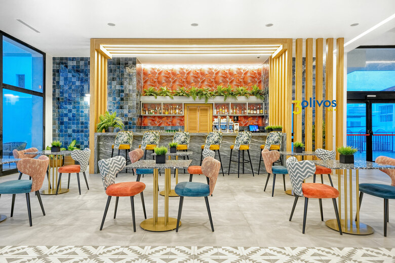 Hotel Broncemar Beach Suites