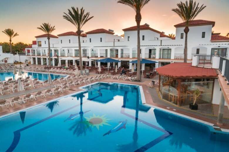 Hotel Broncemar Beach Suites
