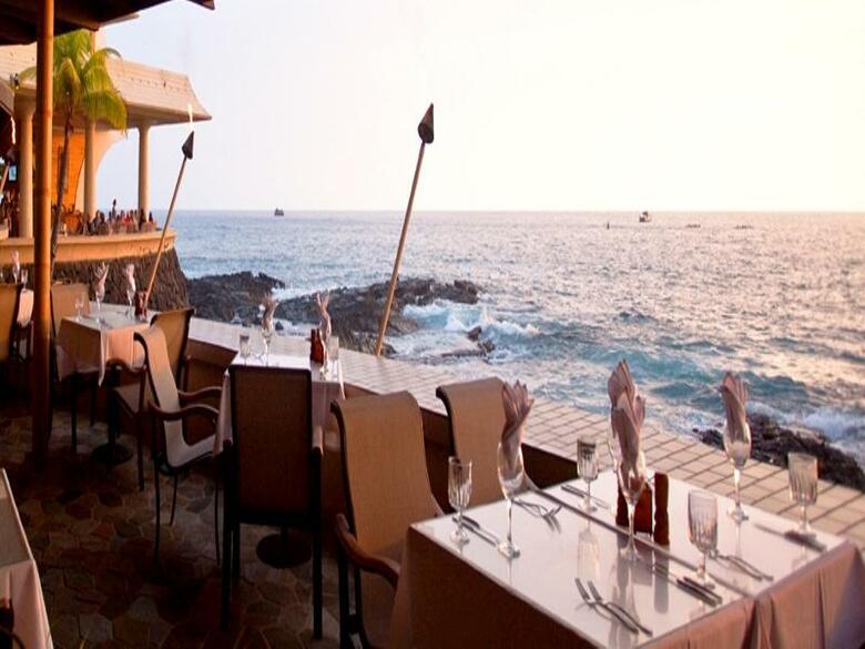 Hotel Royal Kona Resort