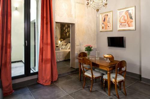 L'8 Boutique Design Apartments