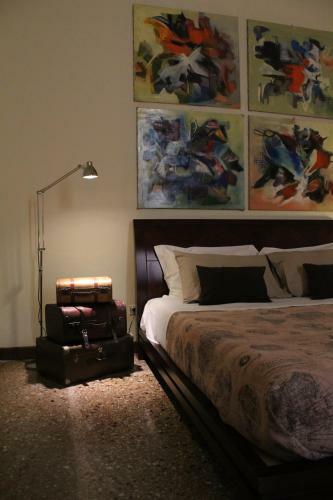 Room & Breakfast H & Ercolani