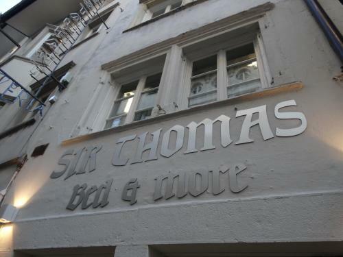 Sir Thomas Bed&more