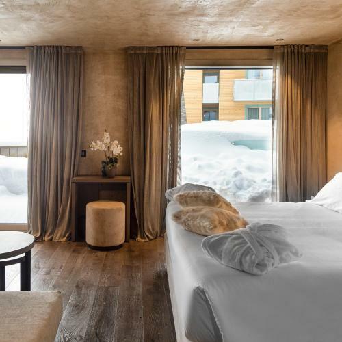 Bergman Mountain Hotel