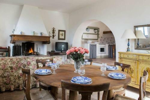 Villa Petrolo: B�ggina Country House